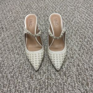 Pearly Off white heels